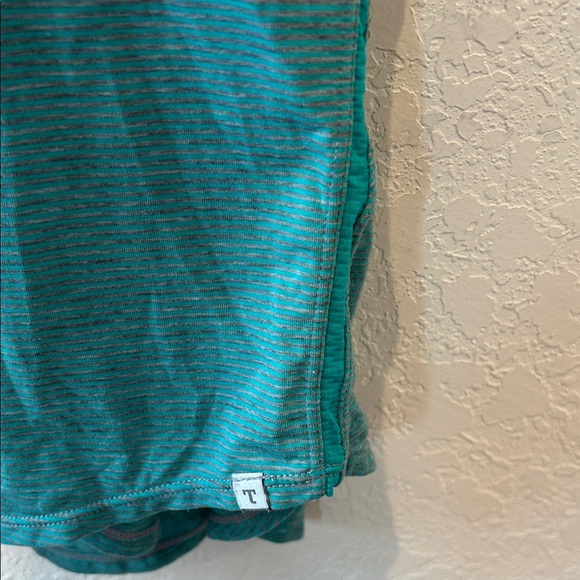 Toad&Co Turquoise Tank Top - Picture 4 of 9